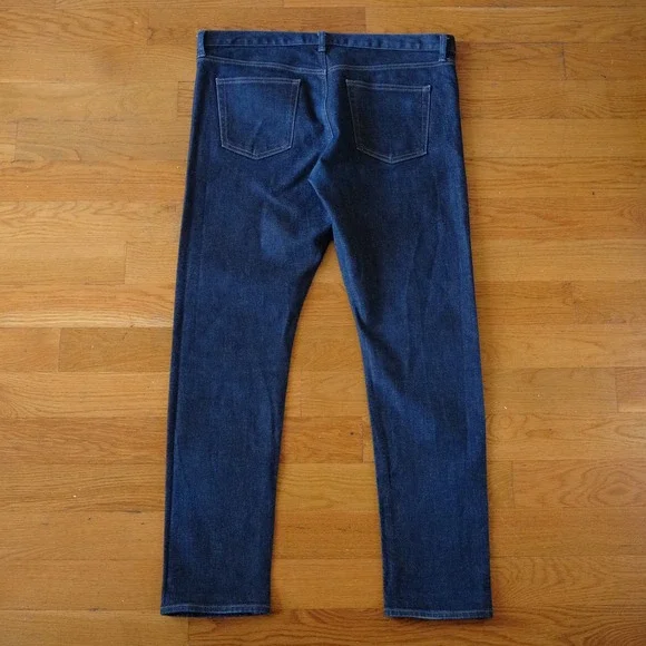 Uniqlo Jeans Men's Slim Straight Dark Wash Denim Cotton Spandex Size 38x34 - Picture 8 of 10